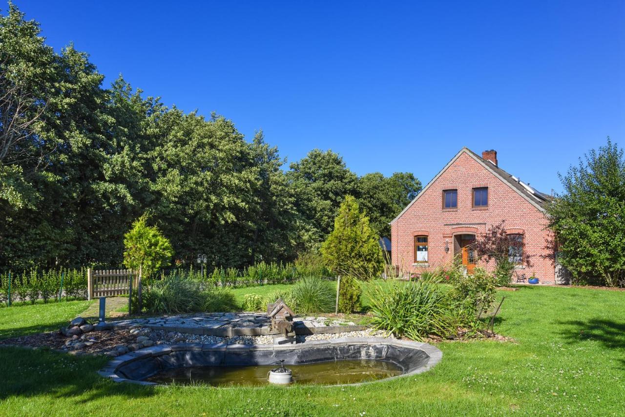 ורדום Ferienwohnungen Auf Dem Ferienhof Klein Husums מראה חיצוני תמונה